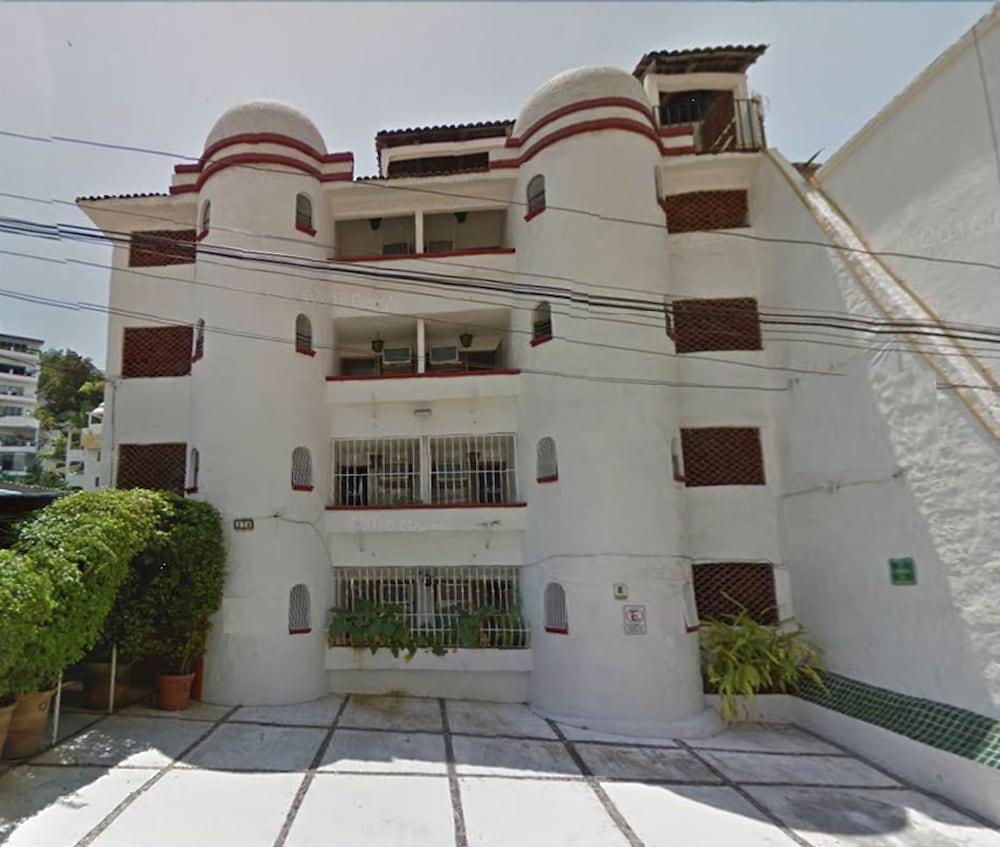 Casa Xantolo Romantic Zone Hotel 3*